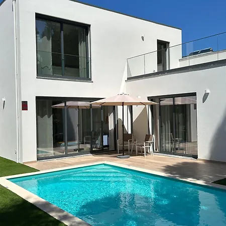 Pampelonne Feriehus São Martinho do Porto